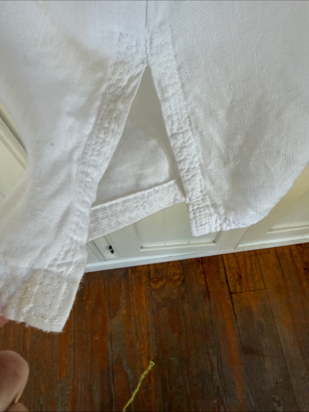Johnny Was White Linen Floral Embroidered V-Neck Dress/ or Tunic MED-Like New - Picture 9 of 10